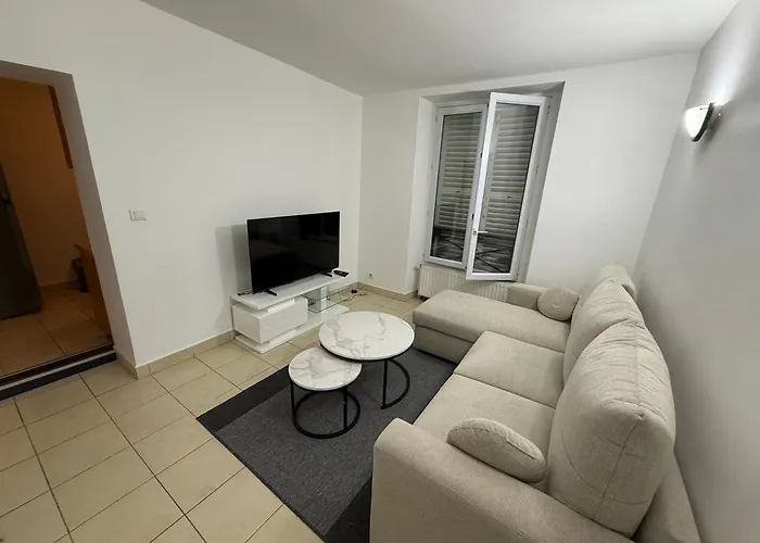 Modern Et Agreable St Lazare Апартаменты *